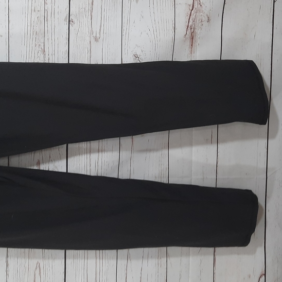 5/$10 No Boundaries Leggings/ Lounge Pants - Picture 3 of 7